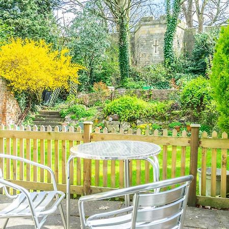 The Cottage By The Walls York Extérieur photo